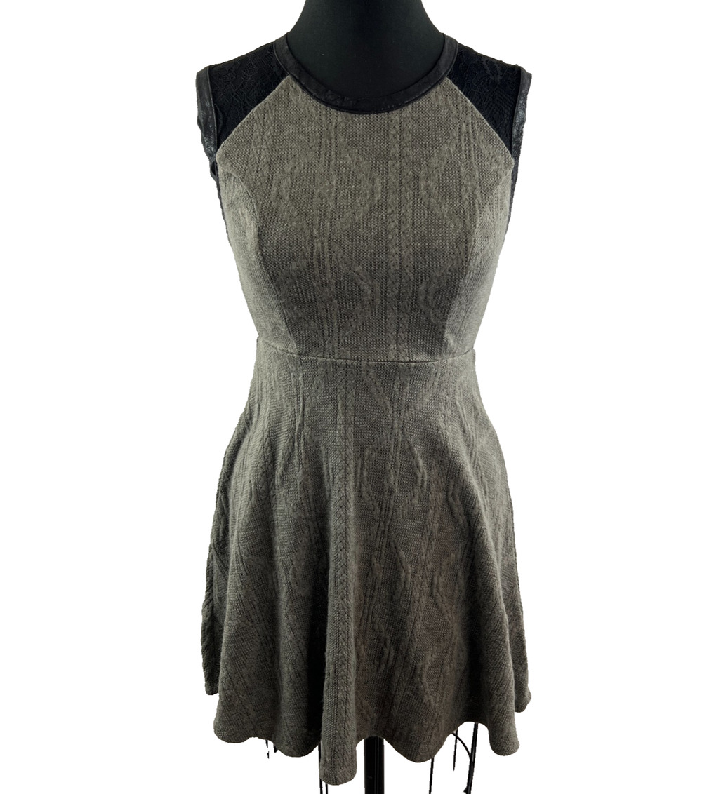 MONTEAU Los Angeles Knit Taupe Gray Sleeveless Lace Zipper Dress S Small
